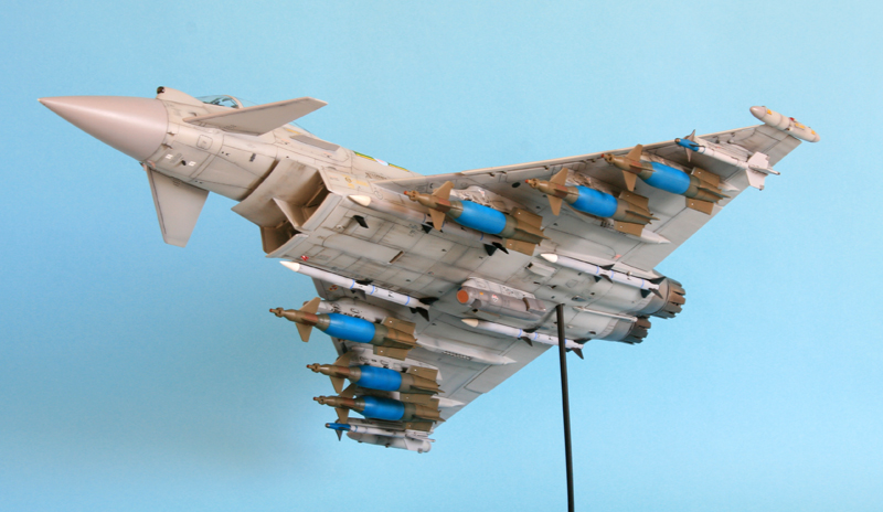 EF2000_080_revell_final.jpg