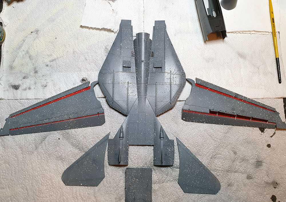 Side by Side build report: AMK and Tamiya Tomcat. Part 7